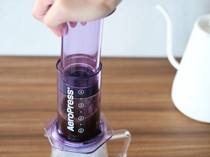 aero-press-3_1